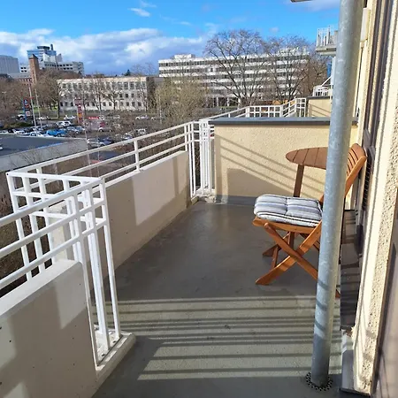 Tinyflat33 In Mit Internet Balkon Stellplatz Magenta Tv Lägenhet